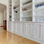 Colosseo Family Art 3Bdr - Home And More